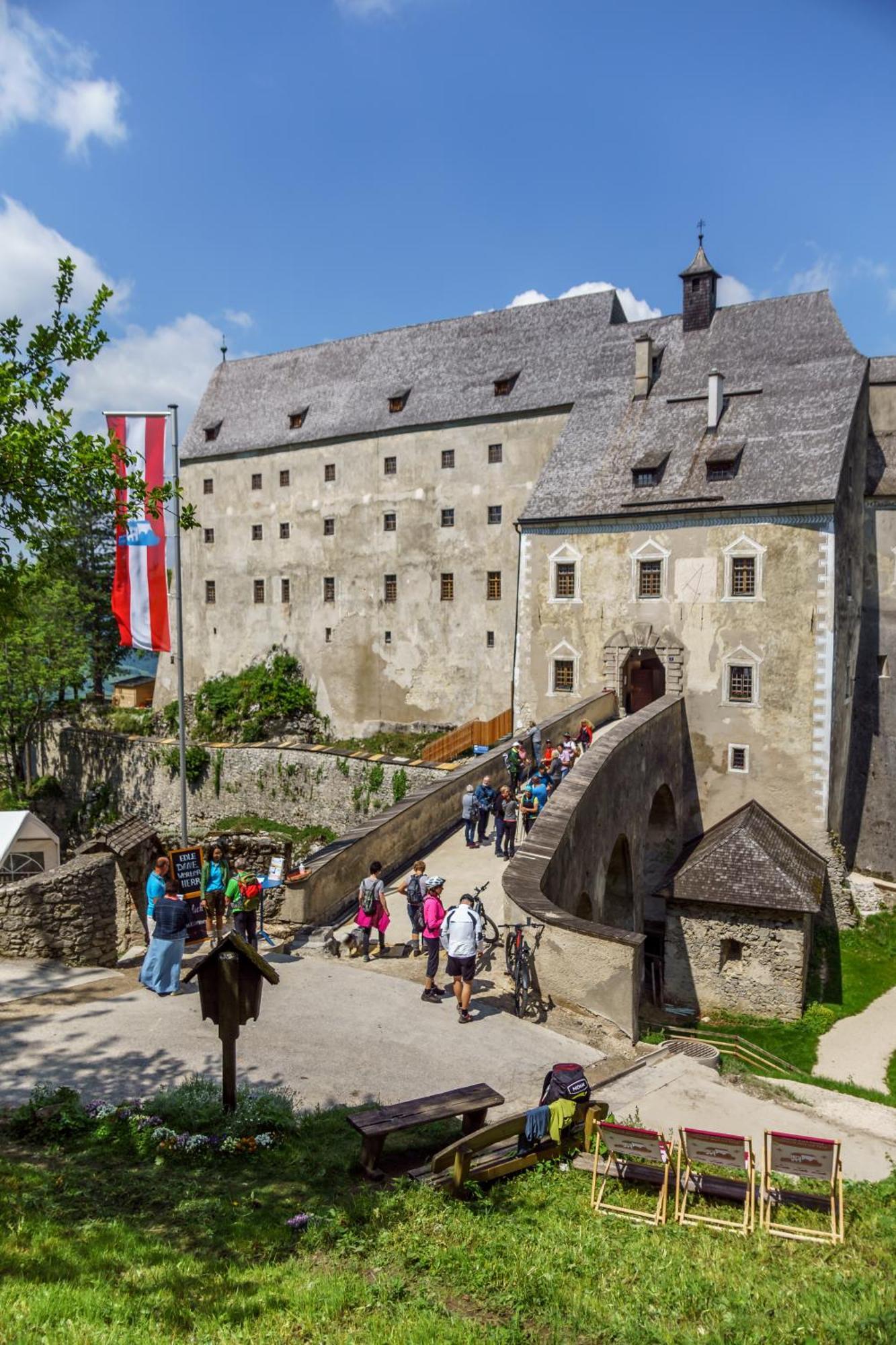 Burg Altpernstein Hotel Micheldorf in Oberosterreich Exterior photo
