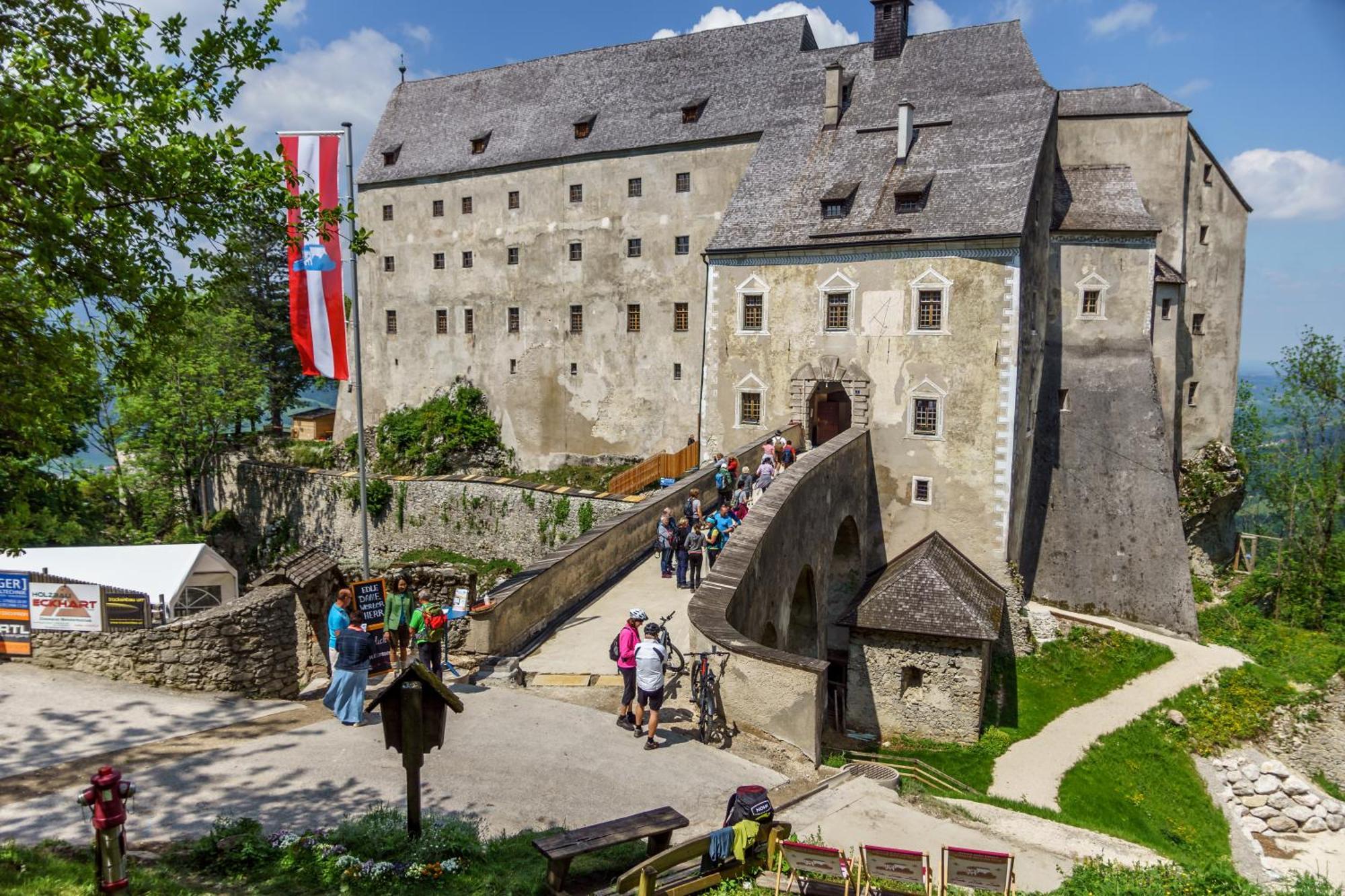 Burg Altpernstein Hotel Micheldorf in Oberosterreich Exterior photo