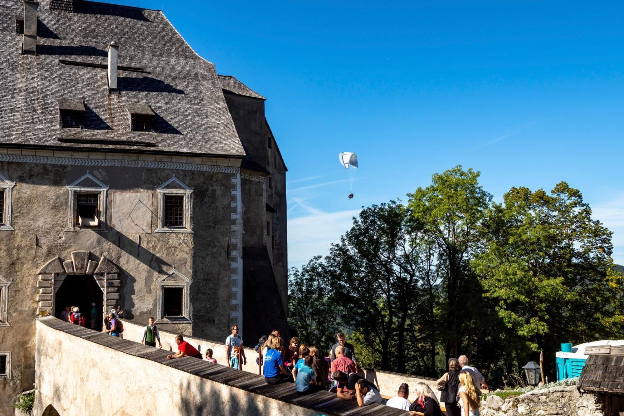 Burg Altpernstein Hotel Micheldorf in Oberosterreich Exterior photo