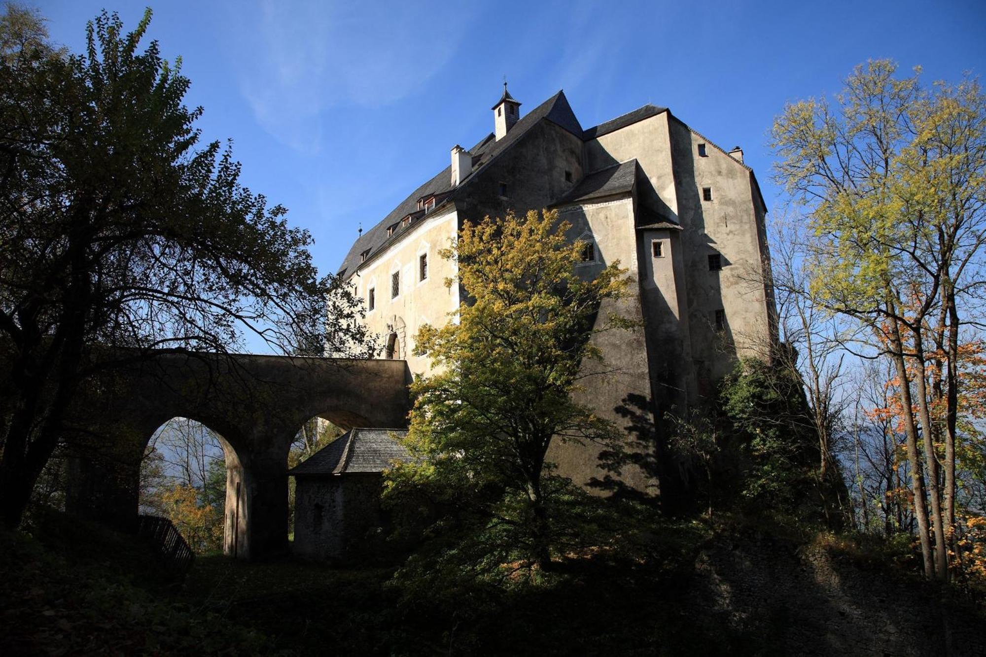 Burg Altpernstein Hotel Micheldorf in Oberosterreich Exterior photo